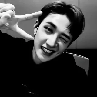 👣 c64d7a49 orang, senyum, berkedip, selebriti telegram sticker