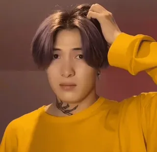 🧐 ec12989e orang, potret, pria, laki-laki, rambut, gaya telegram sticker