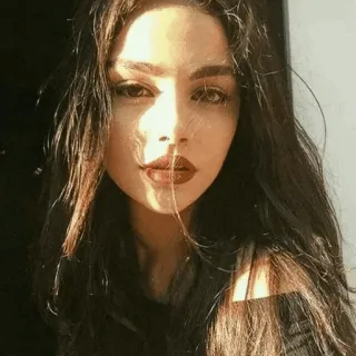 😐 03e9d01e 여자, 인물사진, 갈색머리, 아름다움, 얼굴, 예쁜 telegram sticker