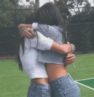 ❤ a9db7547 포옹, 친구, 여성, 애정, 껴안음, 우정 telegram sticker