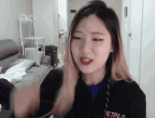 👍 7354b1e4 telegram sticker