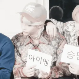 🦙 aa41a520 아이엔 telegram sticker