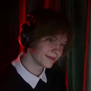 😊 e5da520d 人, ポートレート, ゲーマー, ティーン, 少年 telegram sticker