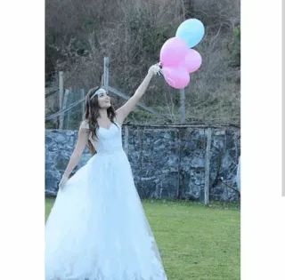 🎈 c294263b trouwjurk, ballonnen, vrouw, jurk, viering, buiten, evenement telegram sticker