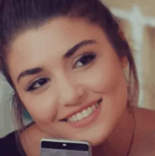 😁 c9145867 女人, 自拍, 肖像, 微笑, 脸, 美丽 whatsapp sticker