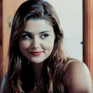 😌 30461fde phụ nữ, chân dung, tóc nâu, người, nụ cười, nữ telegram sticker