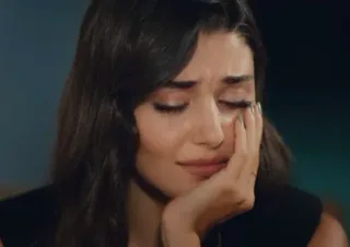 😭 08c275b9 Frau, weinend, traurig, verweint, verärgert, emotional telegram sticker