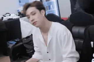 🙂 9ce74a52 telegram sticker