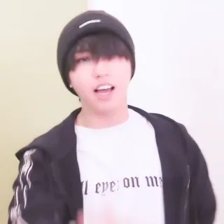 🐿 9a565c8e I eyez on me telegram sticker