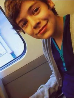 🐸 e819eef7 Harry Styles celebryta, piosenkarz, portret, harry styles whatsapp sticker