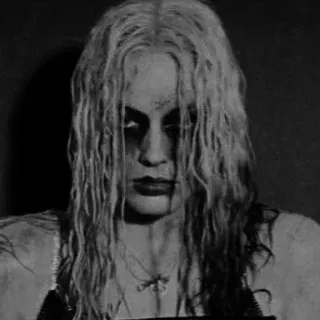 😍 3180ea64 kobieta, gotyk, horror, portret, czarno-białe telegram sticker