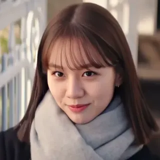 🦊 9413037a женщина, портрет, девушка, шарф, человек, актриса telegram sticker