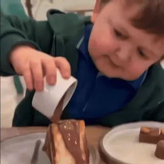 🎈 68343796 ребенок, еда, десерт, шоколад, соус, сладкое, еда telegram sticker