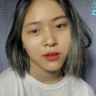 🥣 140183e2 Ryu Jin kpop, korea, selebriti, idola, wanita, penyanyi telegram sticker