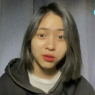 🥣 208ae8fe wanita, potret, wajah, kpop, Ryujin, perempuan, orang, selebriti telegram sticker