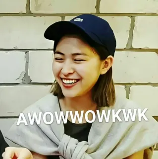 🥣 49fcdf1d AWOWWOWKWK wanita, tersenyum, bahagia, orang, potret telegram sticker