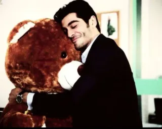 🧸 a4495bad 男性, テディベア, ハグ, 愛情, スーツ telegram sticker