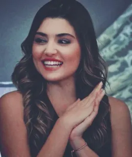 🤣 dcdc2321 女性, 笑顔, ポートレート, ブルネット telegram sticker