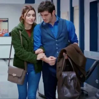 👫 e02002f3 telegram sticker