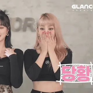 🌸 b17eea28 당황 震惊, 惊讶, 女人, 韩国 telegram sticker