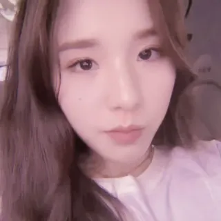 🍉 ded402e6 portret, gezicht, vrouw, meisje, schoonheid, persoon telegram sticker