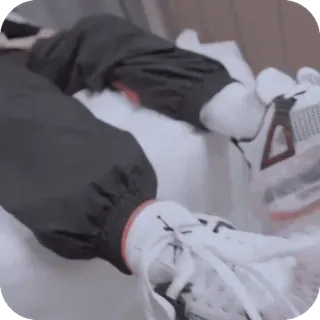 🪦 00183f97 buty, sneakersy, moda, styl, obuwie telegram sticker