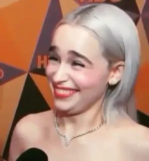 😂 6fd5df3d phụ nữ, chân dung, người nổi tiếng, trang sức, nụ cười telegram sticker