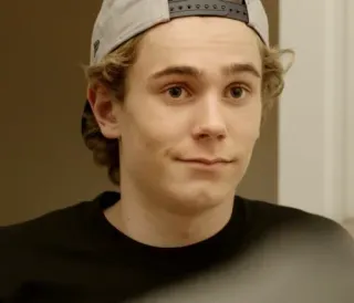 🙂 82b69546 người, chân dung, thiếu niên, thanh niên, tóc xoăn, mũ telegram sticker