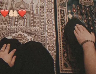 ✨ 9553a2f0 молитва, религия, ислам, мусульманин, руки, молитвенный коврик telegram sticker