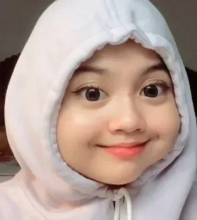 🤍 b5fb565e женщина, толстовка, портрет, улыбка, человек telegram sticker