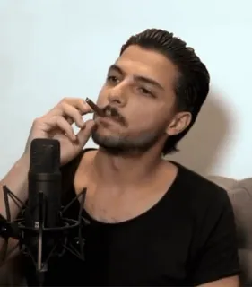 🚬 0b615cc2 uomo, sigaro, fumare, ritratto, microfono whatsapp sticker