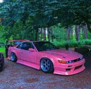 💟 4d5fb491 różowy samochód, Nissan, JDM, samochód do driftu, zmodyfikowany samochód, samochód sportowy, auto, pojazd telegram sticker