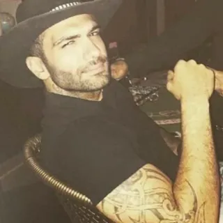 😎 47cafd51 mężczyzna, kapelusz, tatuaż, portret, kowboj telegram sticker