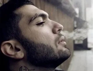 🚬 8f4a5848 mężczyzna, profil, palenie, portret, twarz, broda telegram sticker