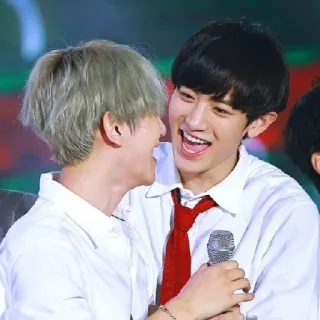 💕 346a42eb Freundschaft, Zuneigung, Freude, Menschen, Kpop, Unterhaltung telegram sticker