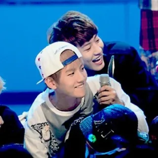 💕 bf0b56b7 Menschen, Männer, lächelnd, Freundschaft, Gruppe, casual telegram sticker