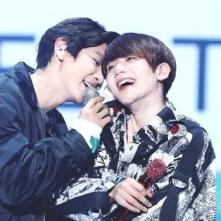 💕 f48539e4 K-Pop, Musik, Konzert, Unterhaltung, Sänger telegram sticker