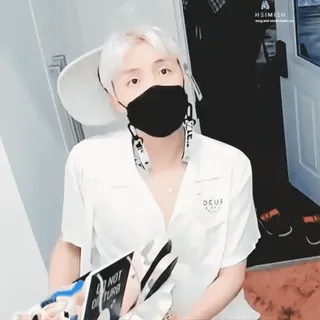 𝙝𝙤𝙗𝙞 𝙢𝙤𝙤𝙙 by @btsxaesthetic :: @fStikBot whatsapp stickers