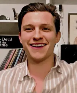 🥀 86b886bf Tom Holland ทอม ฮอลแลนด์, นักแสดง, ยิ้ม, ภาพเหมือน, ผู้ชาย, คนดัง telegram sticker