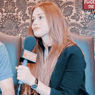 🐟 d57c09fd Flicks under the City person, frau, interview, mikrofon, flimmern unter der stadt, rothaarige telegram sticker