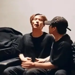 😭 1bb37480 telegram sticker