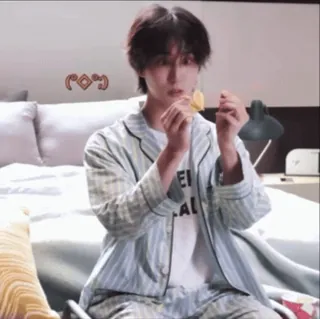 😳 4fe2db4b telegram sticker