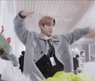 🥰 67d7f6dc telegram sticker