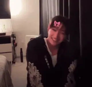 🥰 e6ff0d10 telegram sticker