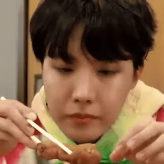 ☁️ 4b0785cd мужчина, ест, еда, палочки telegram sticker