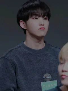 🎌 90a2d469 CLEAN чистый, микрофон, kpop, человек, мужчина telegram sticker