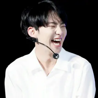 😂 8f46609f ผู้ชาย, คน, ยิ้ม, มีความสุข, ภาพเหมือน, เสื้อเชิ้ตสีขาว telegram sticker