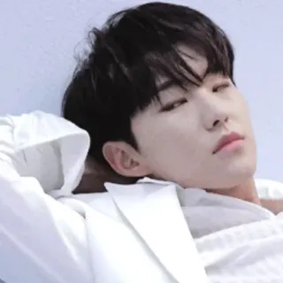 😏 afd60eed ผู้ชาย, คน, สบายๆ, ผ่อนคลาย, ภาพบุคคล telegram sticker