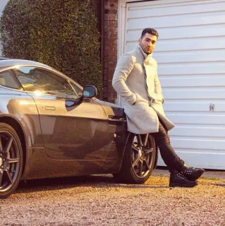 🌀 619f030e pria, mobil, mewah, mode, otomotif telegram sticker