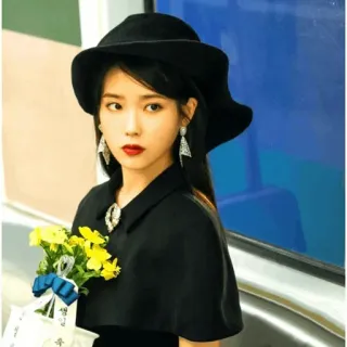 ✨ 6da861dd woman, hat, flowers, portrait, fashion, celebrity telegram sticker